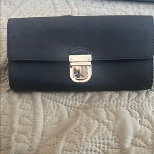 Michael Kors Black Wallet with Gold Clasp